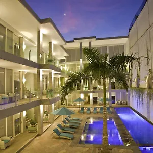 Hotel Aq-va & Seminyak, Legian (Bali)