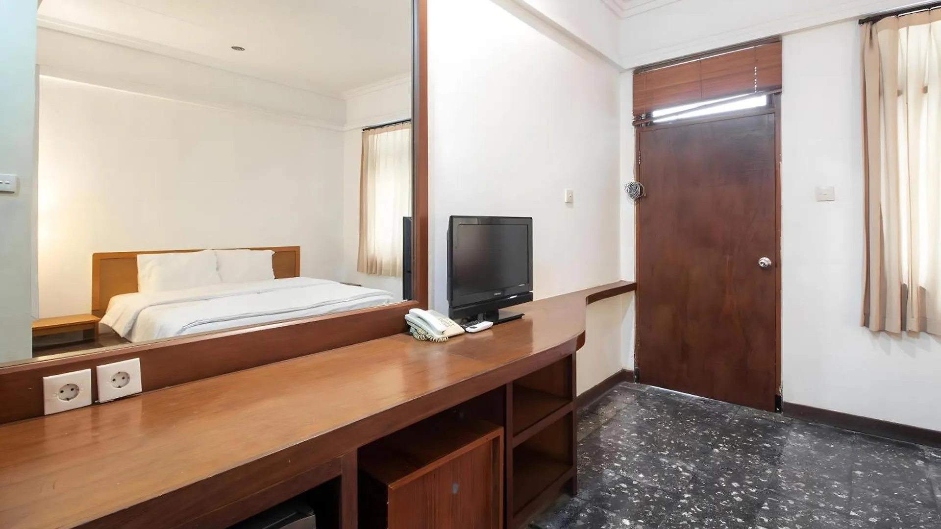 Capital O 93809 Wida Hotel Legian