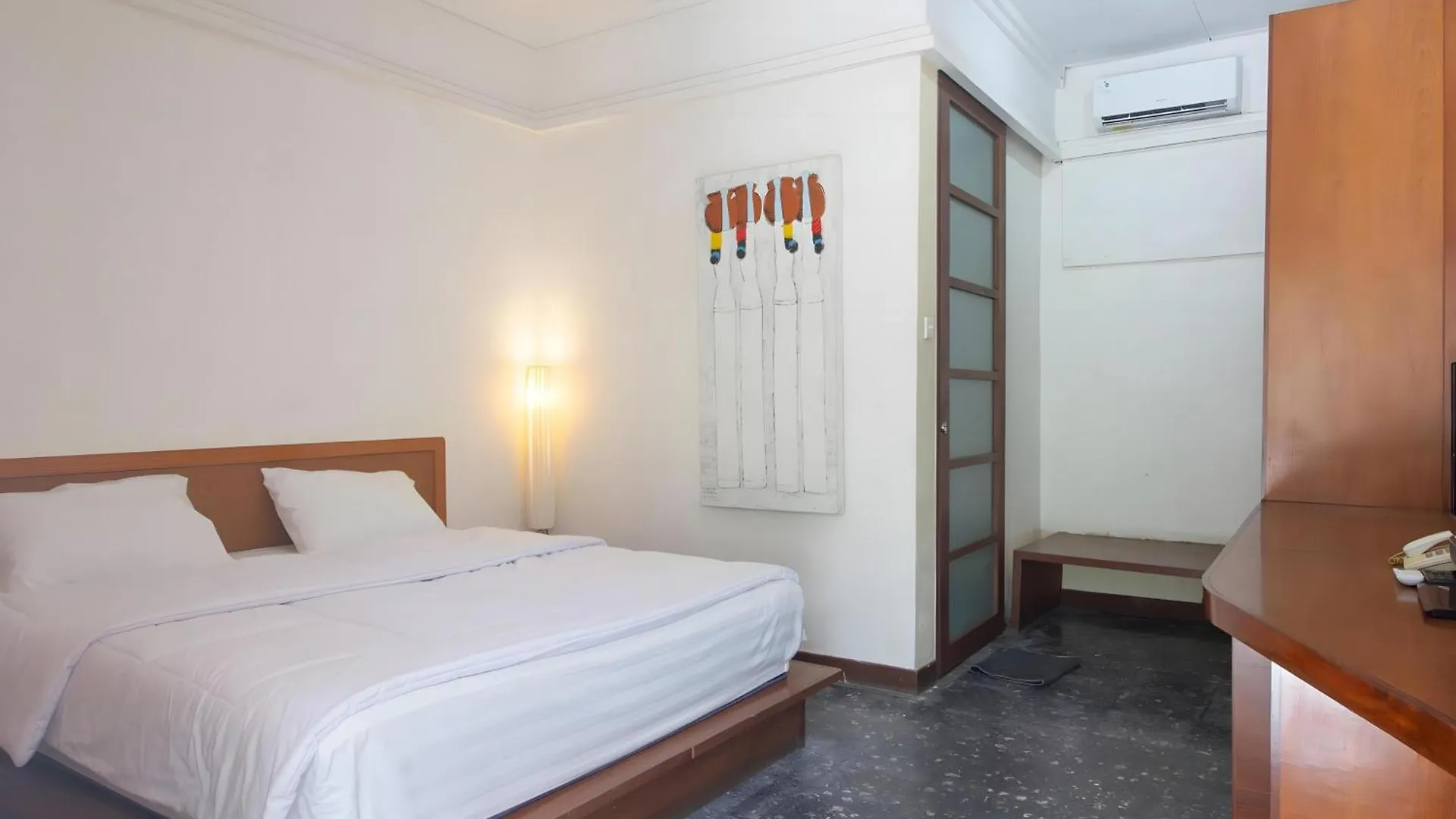Capital O 93809 Wida Hotel Legian  2*, Legian (Bali)