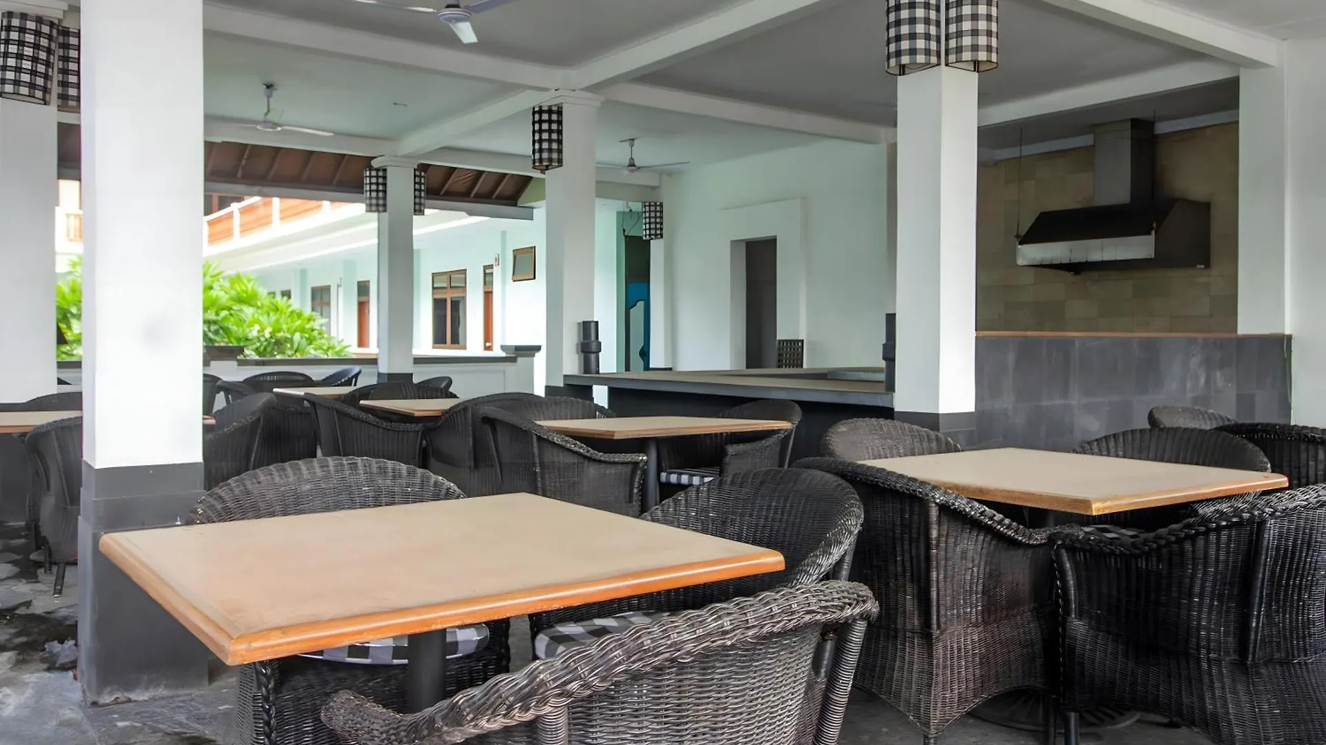 Capital O 93809 Wida Hotel Legian